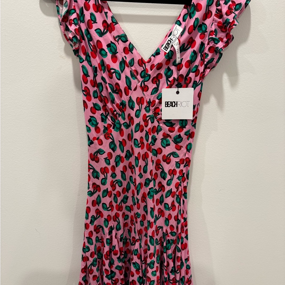 Beach Riot Pink Floral V-Neck Ruffle Mini Dress NWT - Picture 2 of 6